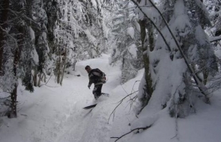  Snowboard fuera de pista en la estación de La Plage